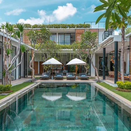 Villa Vida Mira - Elegant 4Br Beachside Villa In Canggu