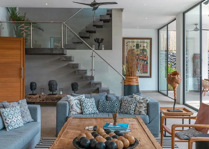 Vida Mira - Elegant 4br Beachside In
