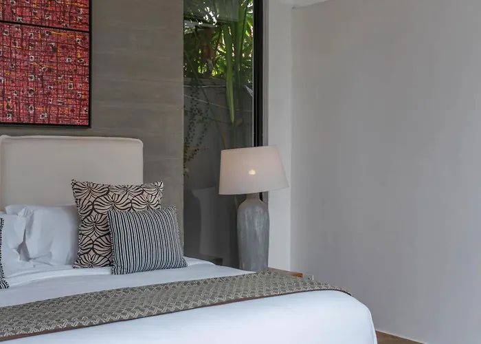 Вилла Vida Mira - Elegant 4br Beachside In