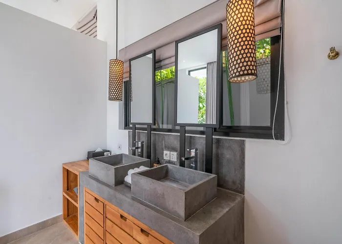 Vida Mira - Elegant 4br Beachside In *