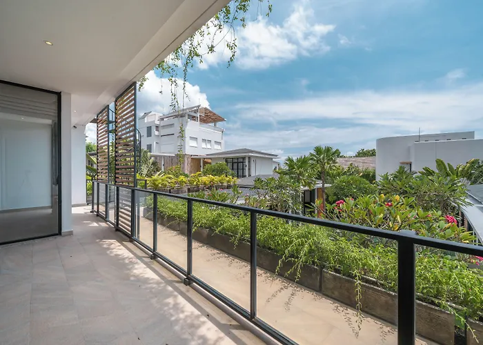 Vida Mira - Elegant 4br Beachside In